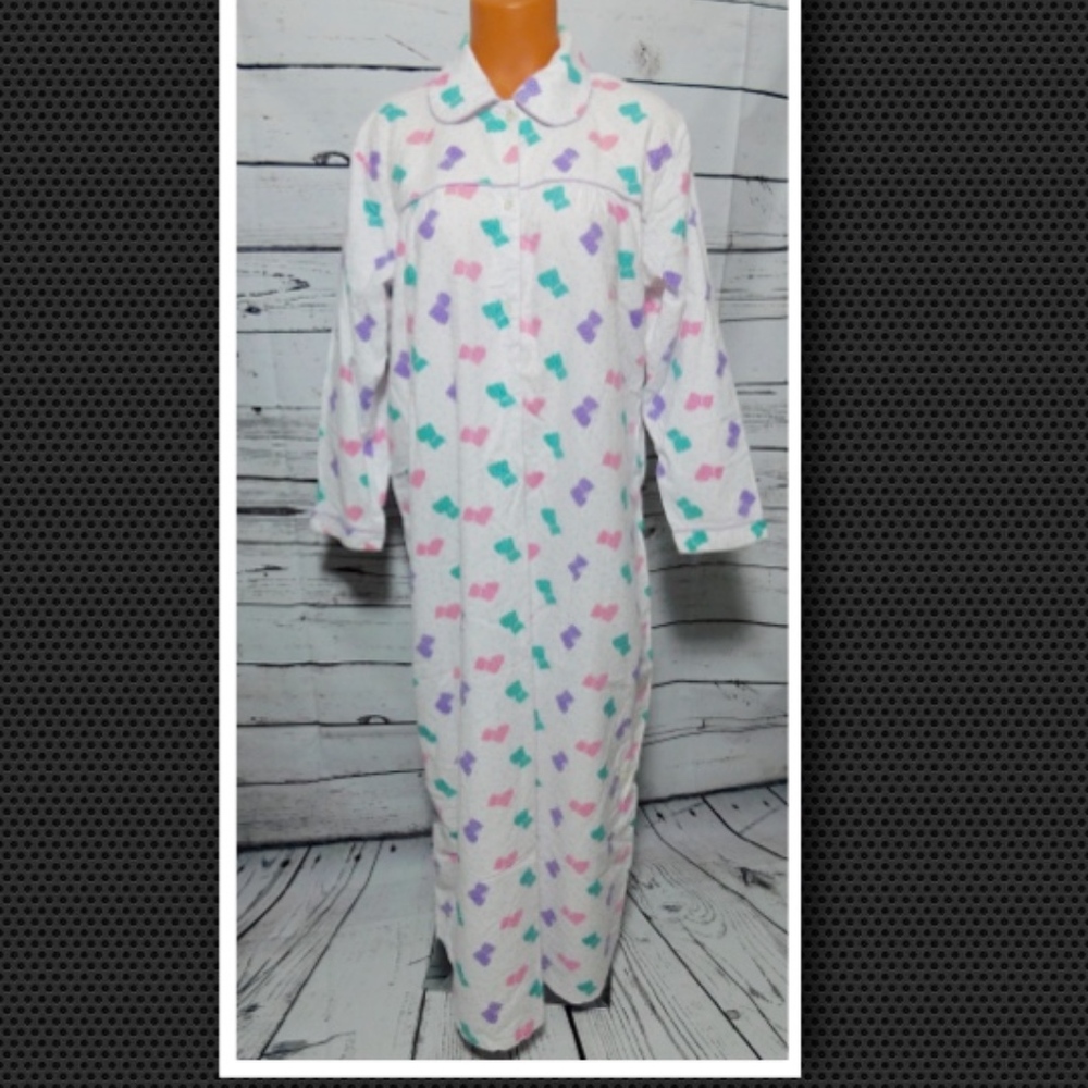 F W Woolworth Flannel Cotton Nightgown